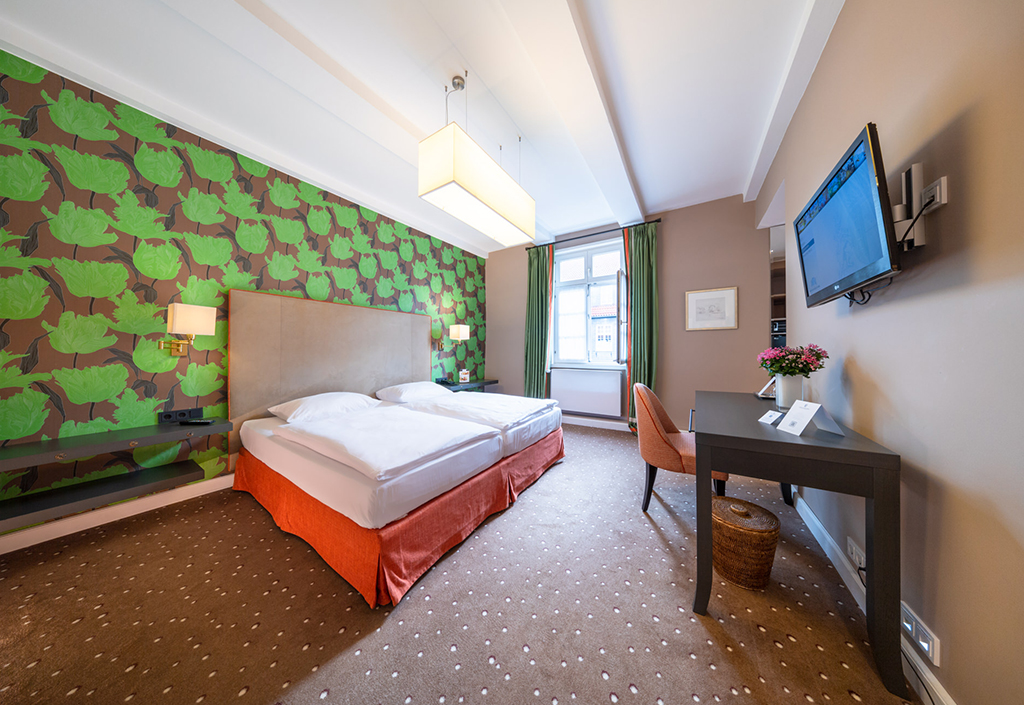 graeflicher-park-health-resort-hotel-room-sierstorpffhaus-deluxe